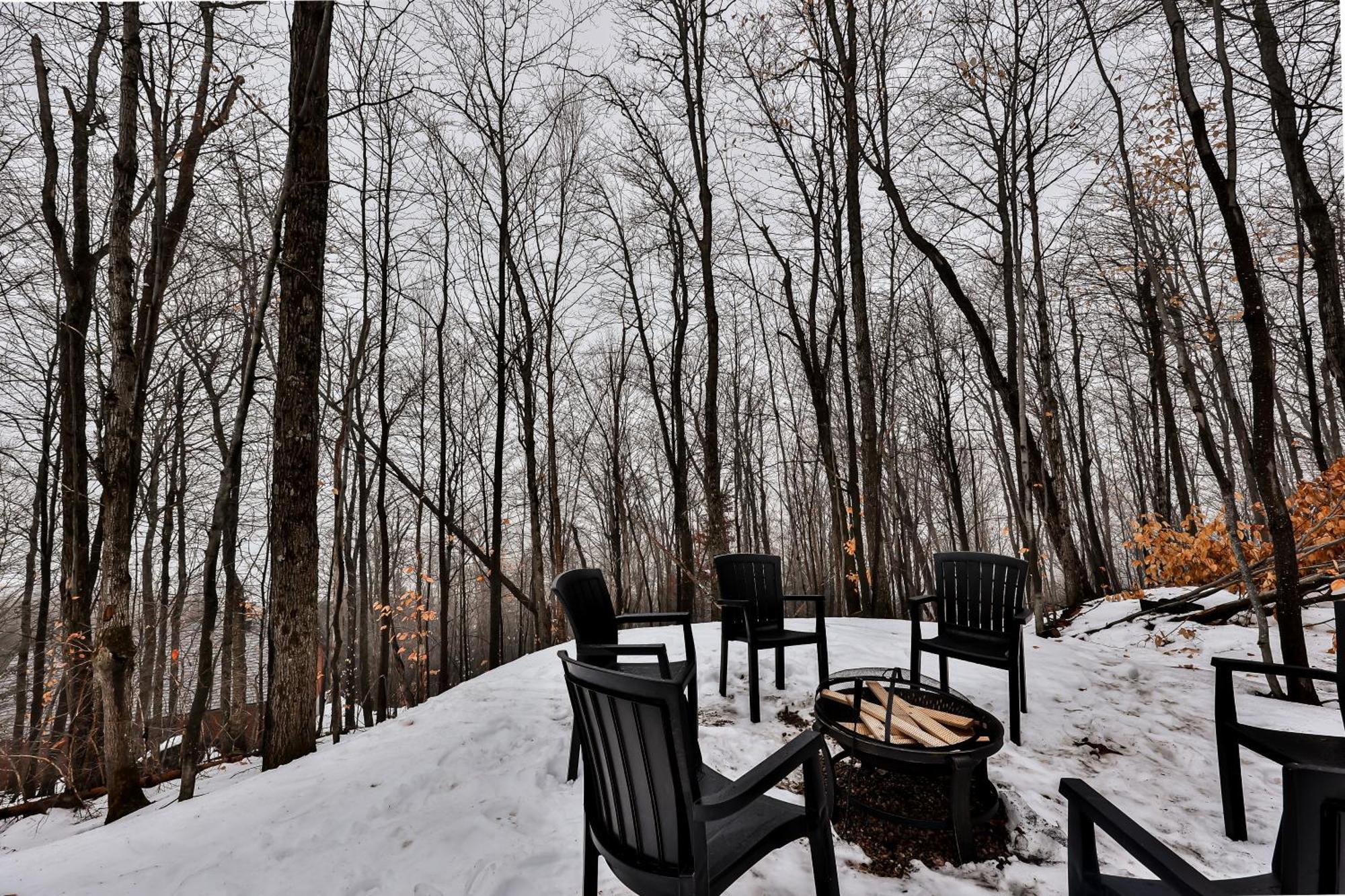 The Chic Shack - Golf, Ski, Spa Saint-Faustin Екстериор снимка